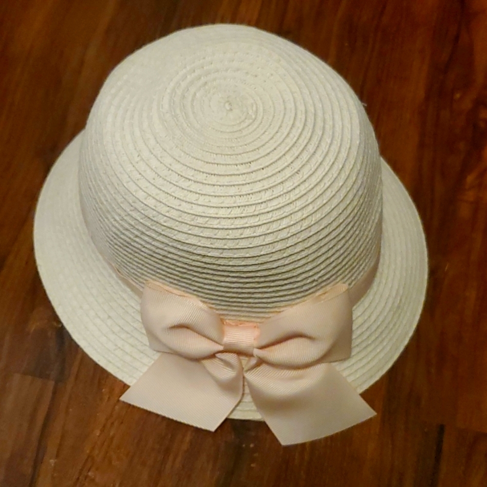 NWOT- H&M Baby girl hat